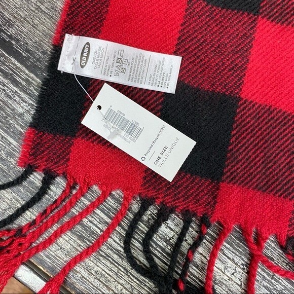 Old Navy Black & Red Plaid Soft Rectangular Scarve Scarf OS New - Picture 4 of 4